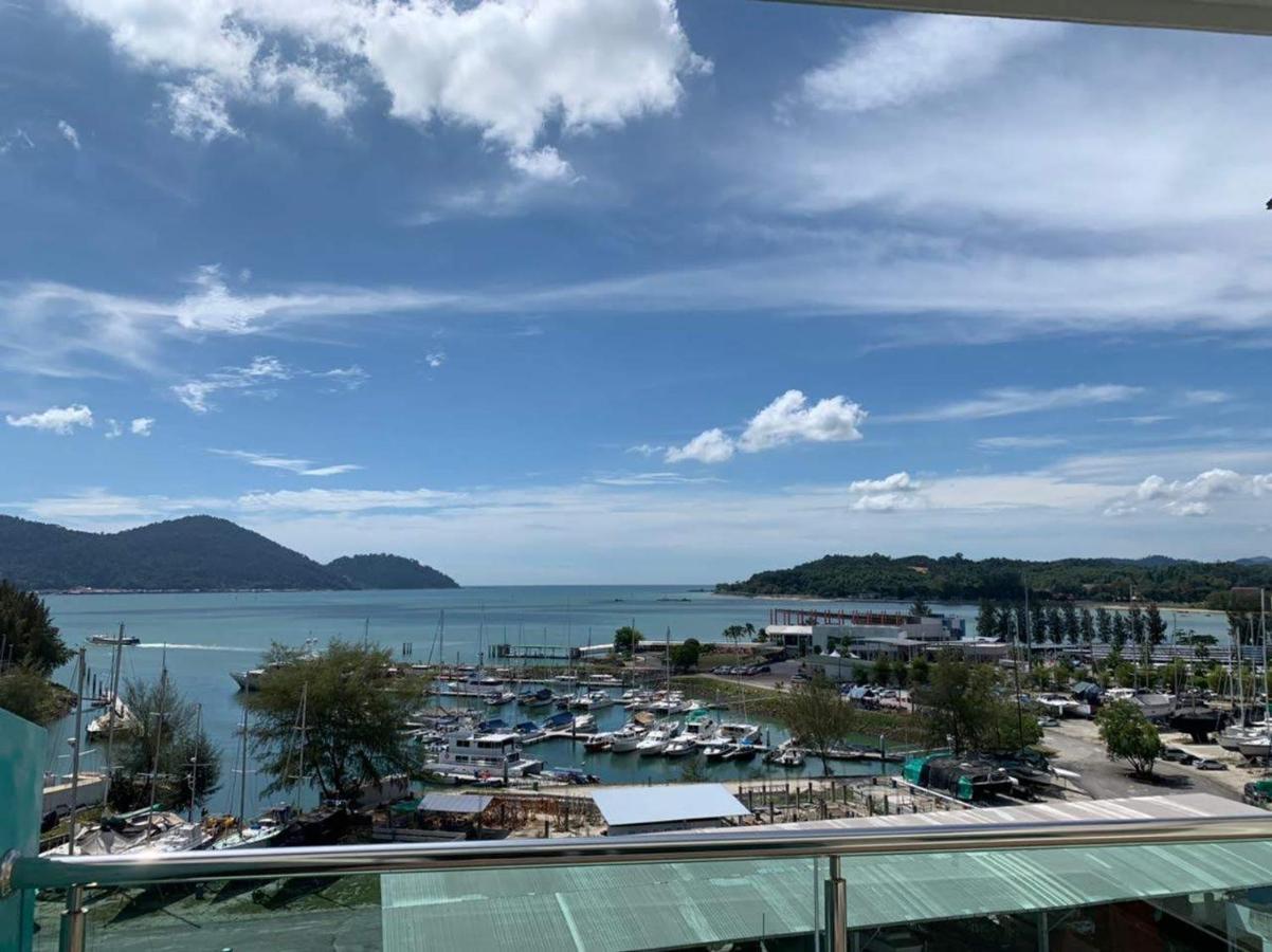 Glossy Marina Homestays 卢穆特 外观 照片
